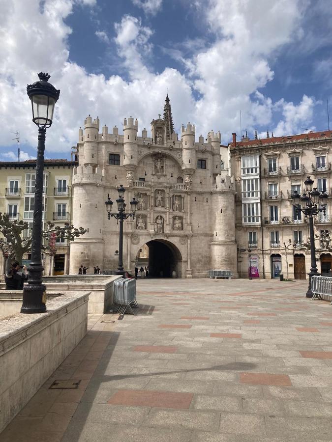 El Farolillo De La Catedral Vivienda De Uso Turistico Vut 9/251 Apartment Burgos Exterior photo